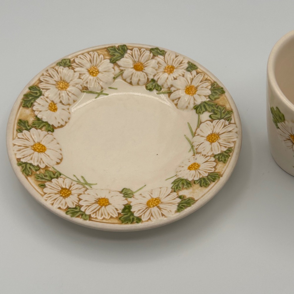 Metlox Poppytrail Daisy Tea Cup Saucer Set Cream Cottagecore Floral Vintage - Picture 5 of 10